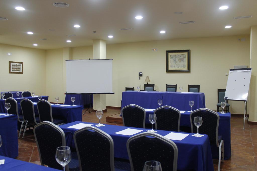 Hotel Fuente Del Sol Антекуера Екстериор снимка