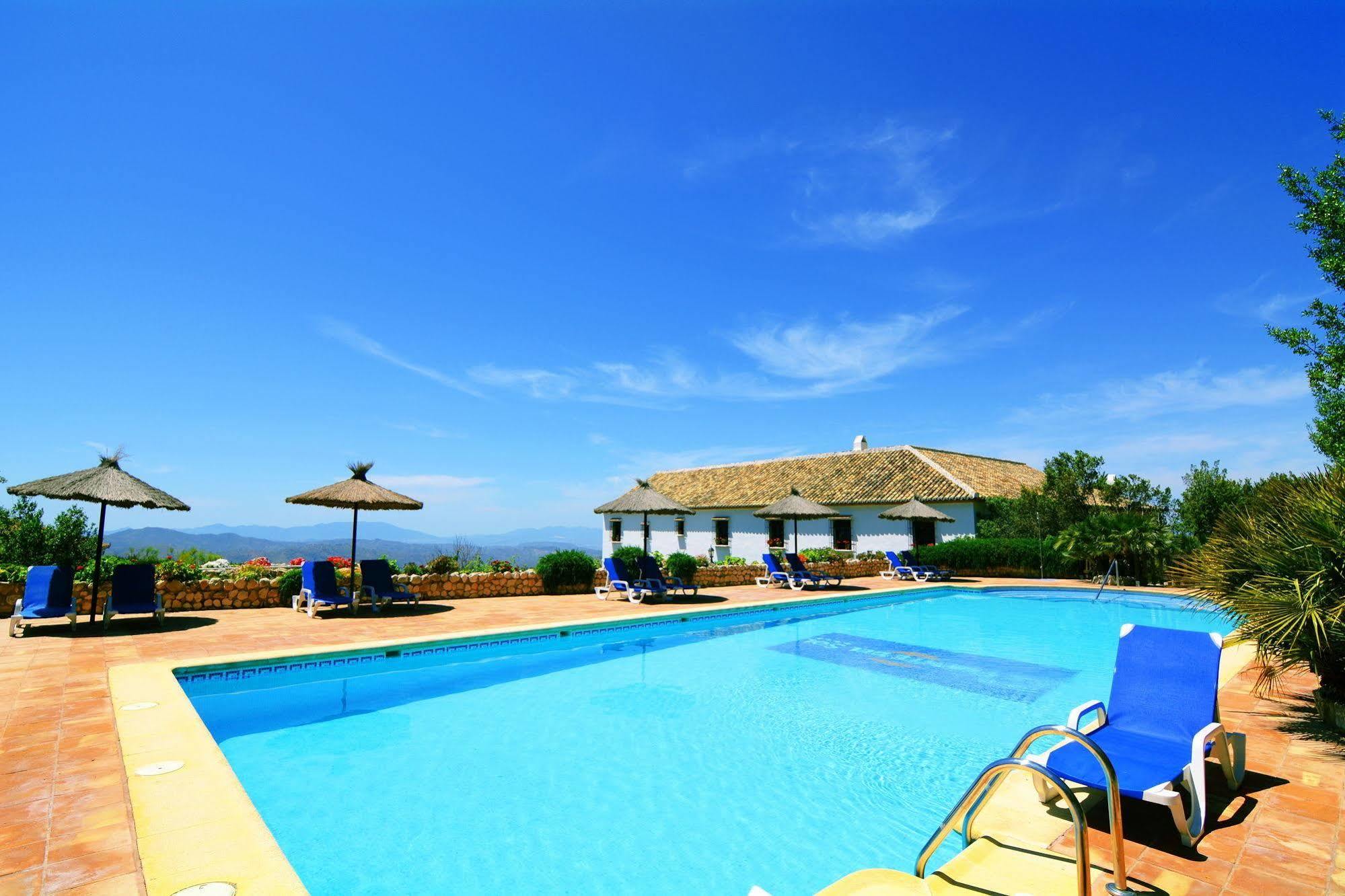 Hotel Fuente Del Sol Антекуера Екстериор снимка
